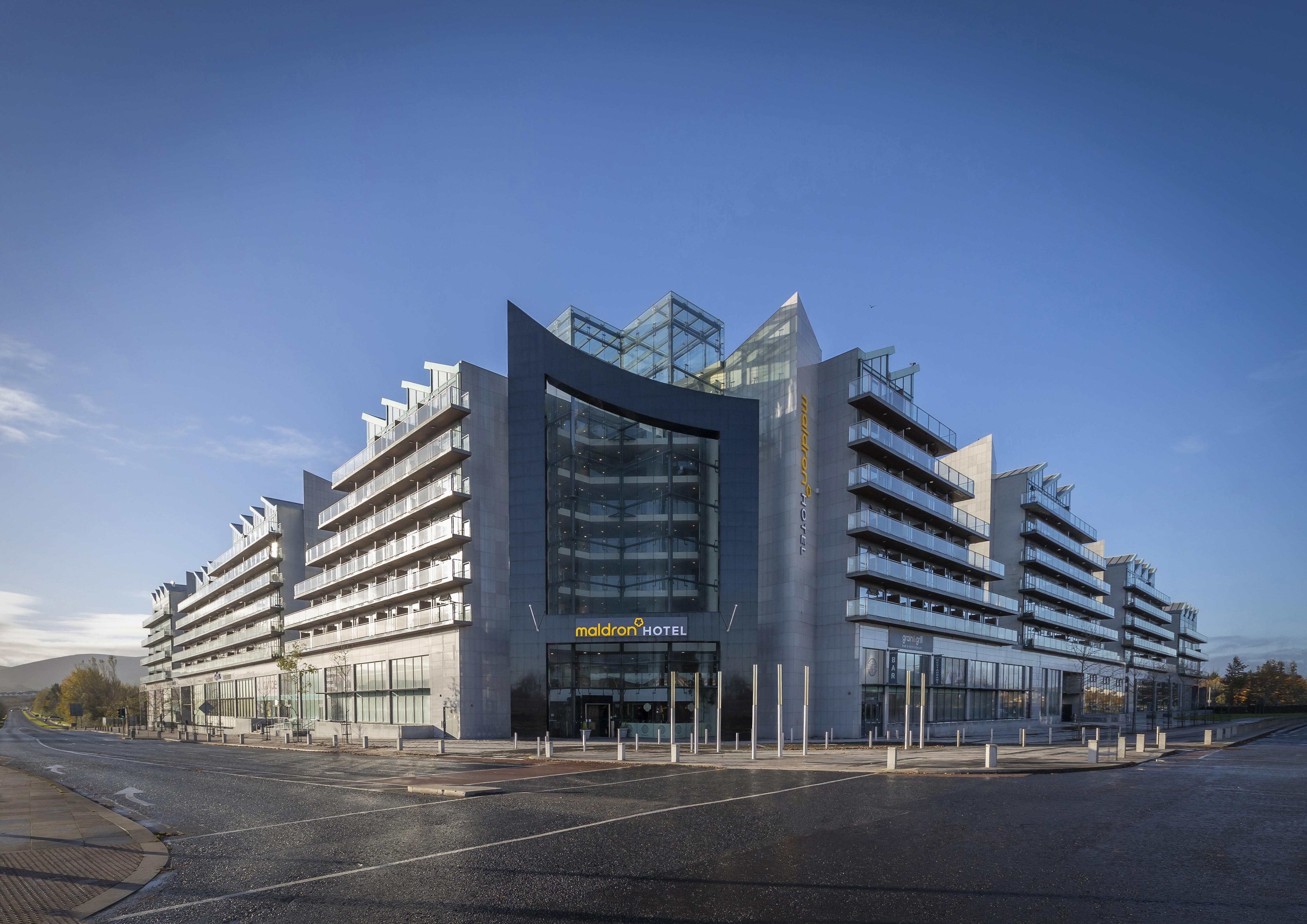 Maldron Hotel Tallaght Exterior foto