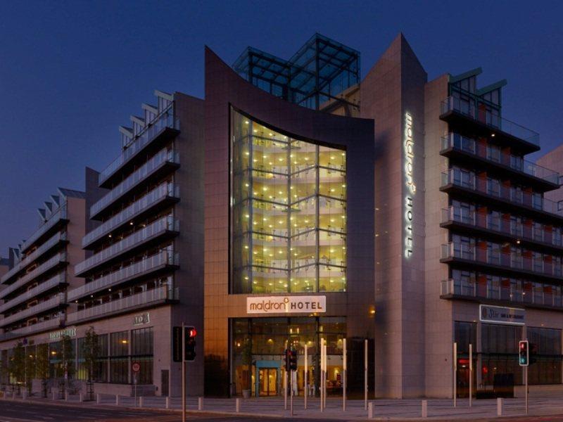 Maldron Hotel Tallaght Exterior foto